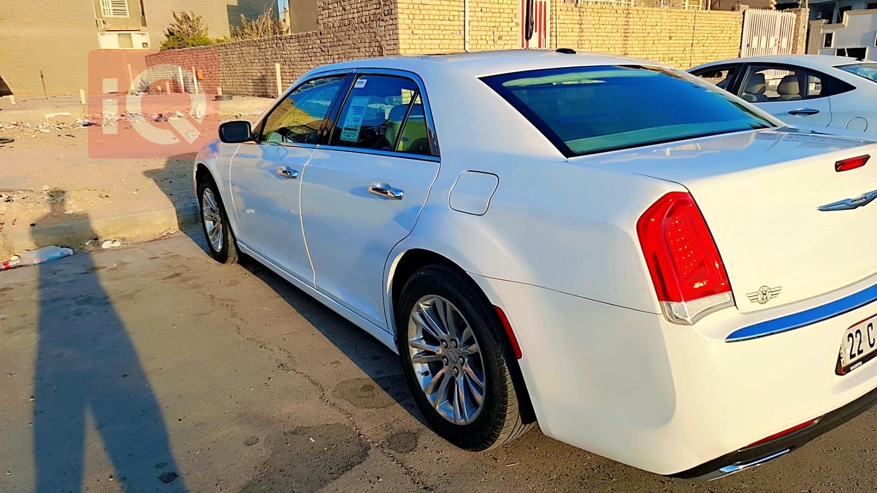 كرايسلر 300